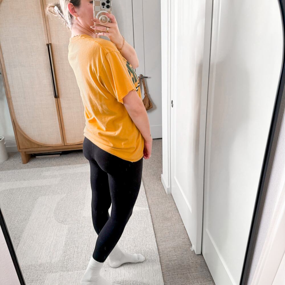 NFL Green‎ Bay Packers Gold Yellow T-shirt - Picture 7 of 8